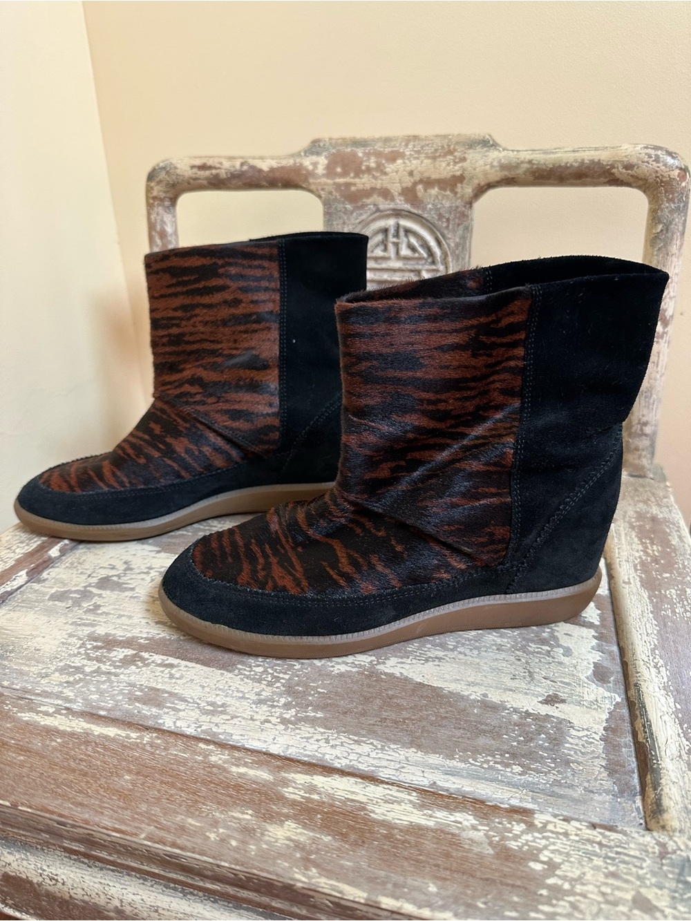 Isabel Marant Norwood Black/Brown Tiger-Stripe Pony Hair Ankle Boots Hidden Heel - Picture 1 of 11